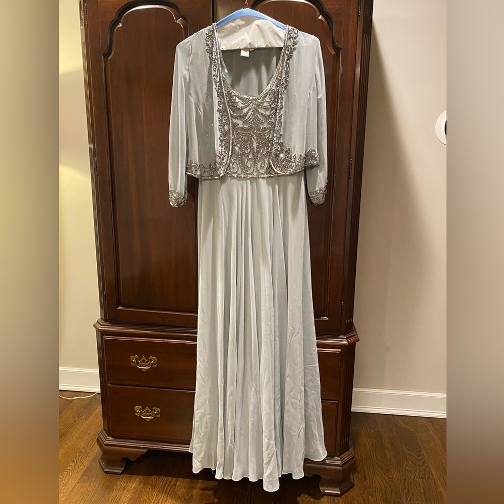 JKARA formal dress Mother of Bride Groom gown 12 Gray and Silver